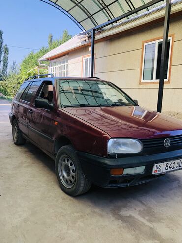 пасат голф: Volkswagen Golf: 1995 г., 1.8 л, Механика, Бензин, Универсал