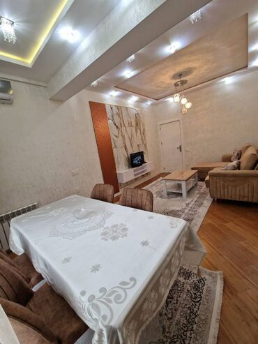 Uzunmüddətli kirayə mənzillər: Xətai metrosunun yanında 17 mərtəbəli binanın 11-ci mərtəbəsində 2 — 2