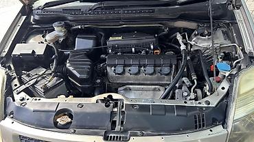 Honda Stream: 2002 г., 1.7 л, Автомат, Бензин, Вэн/Минивэн — 10