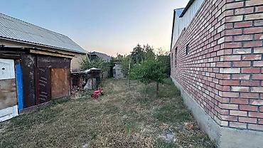 Үйлөрдү сатуу: 3 бөлмө, 90 м², 5 соток, Бишкек, Пригородное а. Кыймылсыз мүлк агенттиги — 6
