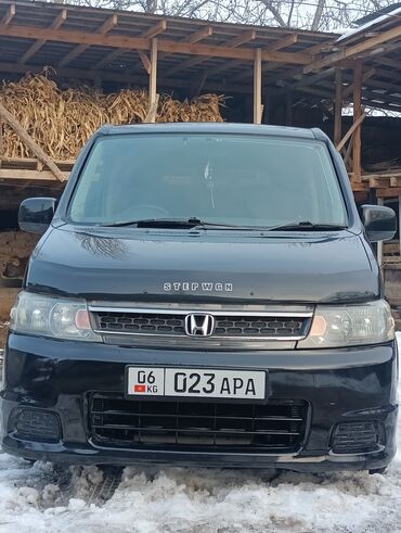 обмен машыны: Honda Stepwgn: 2003 г., 2.4 л, Автомат, Бензин, Минивэн