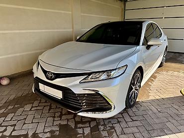 dio 27: Toyota Camry: 2021 г., 2.5 л, Бензин, Седан — 1