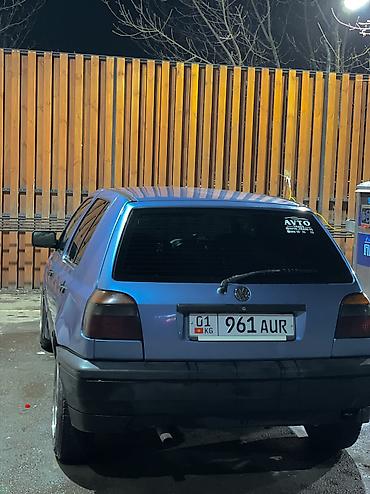 крыло гольф3: Volkswagen Golf: 1994 г., 1.8 л, Механика, Бензин, Хэтчбэк — 2