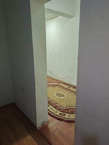 Həyət evləri və villaların satışı: 2 otaqlı, 35 kv. m, Orta təmir — 6