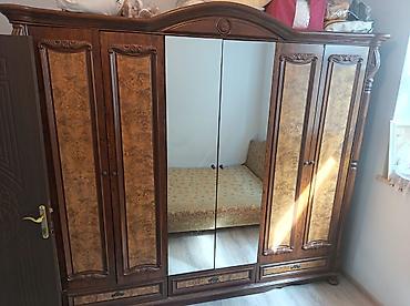 perla dolab: En 2.40sm
Hündürlük 2.10sm — 1