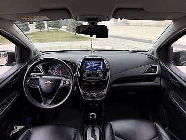 Chevrolet: Chevrolet Spark: 2019 г., 1 л, Вариатор, Бензин, Хэтчбэк — 19