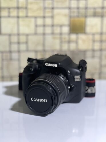 аренда фотоаппаратов: Сдается в аренду Canon EOS 550D с объективом 18–55mm. сутки - 700 сом