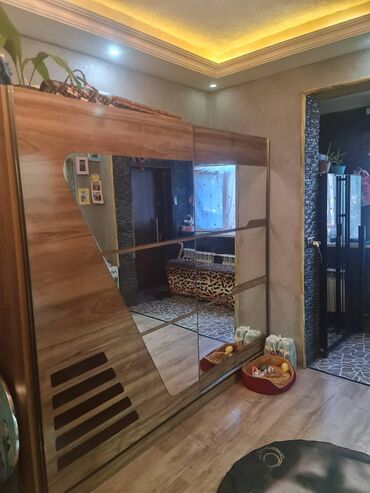 Köhnə tikili: Bakı, 2-ci mikrorayon, 2 otaqlı, Köhnə tikili, m. Memar Əcəmi, 56 kv. m — 11