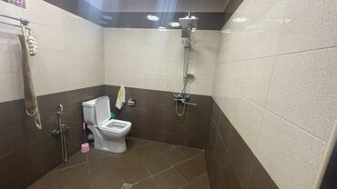 Həyət evləri və villaların satışı: Ramana qəs. 7 otaqlı, 220 kv. m, Kredit yoxdur, Orta təmir — 14