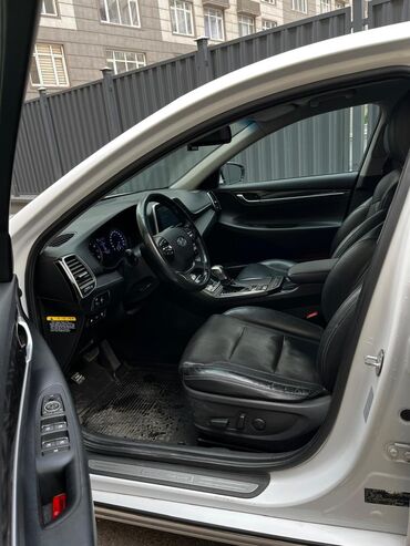 Hyundai: Hyundai Grandeur: 2017 г., 3 л, Автомат, Газ, Седан — 9