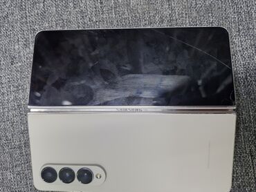 новые мобильные телефоны: Samsung Galaxy Z Fold 4, Колдонулган, 256 ГБ, түсү - Саргыч боз, 2 SIM, eSIM