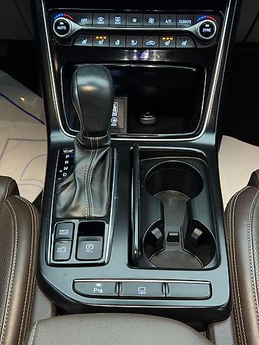 Hyundai: Hyundai Grandeur: 2019 г., 2.4 л, Типтроник, Бензин, Седан — 4