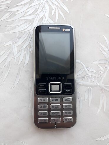 işlənmiş samsung telefonlar: Samsung C3222, rəng - Gümüşü, Düyməli, İki sim kartlı