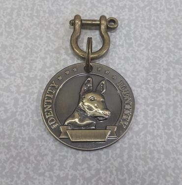 Heyvanlar üçün digər mallar: İt medalyonları (identifikasiya nişanı) satılır. Material: metal — 9