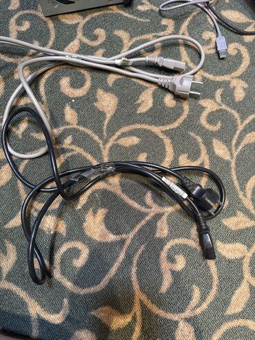 Sərt disklər (HDD): Power Kabel/Kompyuter Adapter Kabeli 1 eded - 4 AZN 21 eded - hamsin