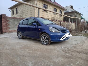 машины из россии: Honda Fit: 2002 г., 1.3 л, Бензин