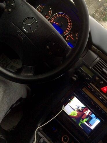 Mercedes-Benz: Mercedes-Benz E 320: 3.2 l. | 2000 έ. Λιμουζίνα — 7