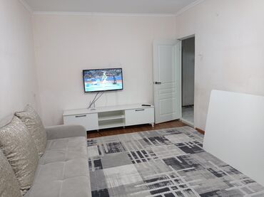 квартиры жалал абаде: 3 комнаты, 60 м², 105 серия, 2 этаж, Косметический ремонт