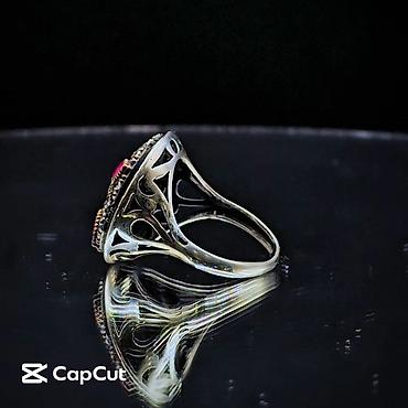 медаль: Кольцо, Серебро, Рубин — 3