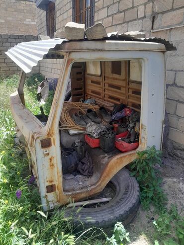 Digər kuzov detalları: Bez detal kamaz kabina