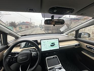 GAC: Электромобиль Aion Y (интерьер и оснащение) - Полностью электрический — 10