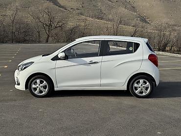Chevrolet: Chevrolet Spark: 2016 г., 1 л, Вариатор, Бензин, Хэтчбэк — 5
