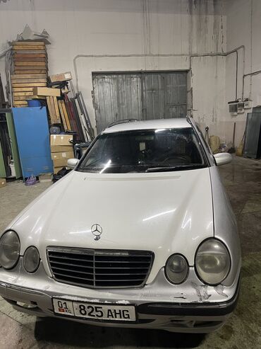 марк 2 2003: Mercedes-Benz E-Class: 2000 г., 2.7 л, Механика, Дизель, Универсал