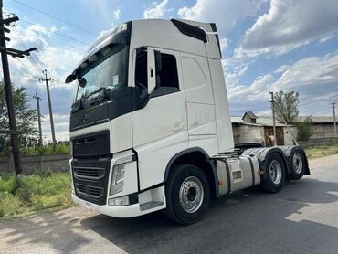 грузовой техника: Тягач, Volvo, 2016 г.