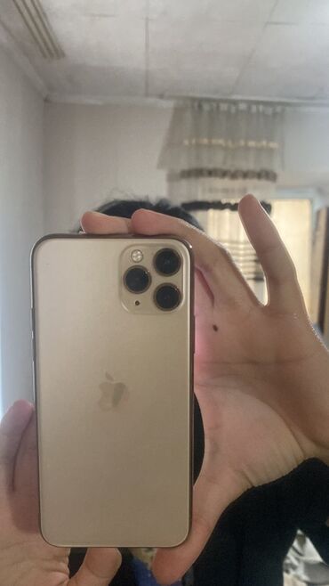 айфон 6000: IPhone 11 Pro, 64 ГБ, Алтын