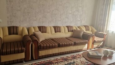 Прямые диваны: Продается мягкая мебель б/у, турецкая, раскладывается. В отличном — 2