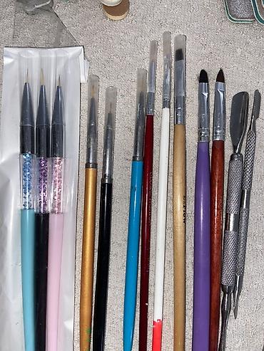 Другое оборудование для салонов красоты: Профессиональный комплект для маникюра/покрытия гель‑лаком В набор — 11