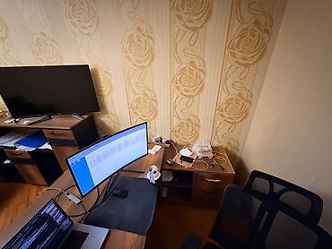 2 ci əl mebeller: Salam. Ofis mebeli kimi az müddət istifadə edilib. Bahalı qiymətə — 2