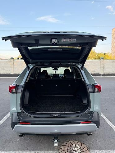 паста б 5: Toyota RAV4: 2019 г., 2.5 л, Автомат, Бензин, Кроссовер — 5
