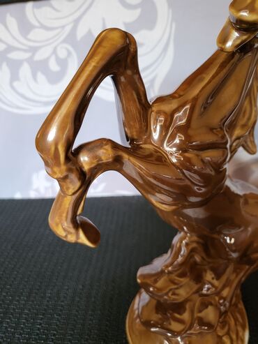 Figure: Figura, bоја - Braon, Novo — 3