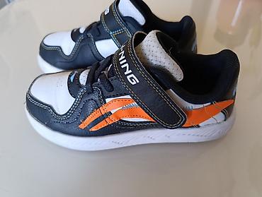 лининг кросовки: Детские кроссовки Li-Ning оригинал, кожаные - Размер: EUR 30 (US — 2