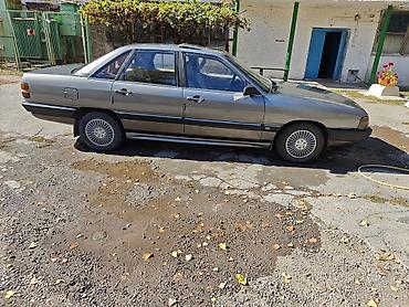 wuling starlight 730: Audi 100: 1986 г., Механика, Бензин, Седан — 4