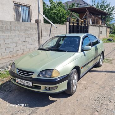 Toyota: Toyota Avensis: 2000 г., 2 л, Механика, Дизель, Хэтчбэк — 13