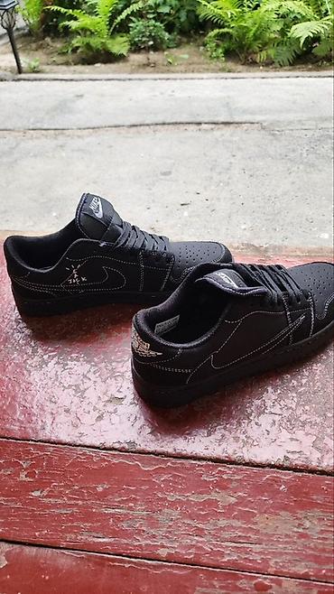 retro 4: Мужские кроссовки, 42, Air Jordan, Новый, цвет - Черный — 2
