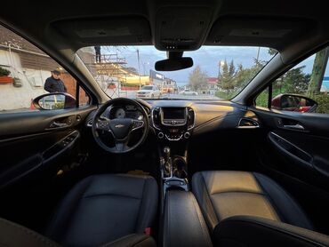 Chevrolet: Chevrolet Cruze: 1.4 l | 2019 il 156000 km Hetçbek — 5