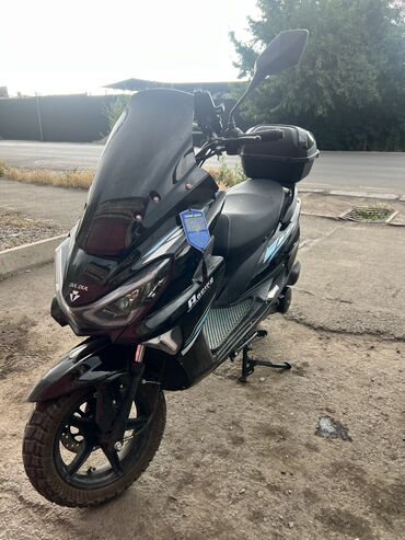 сиденье на скутер: Макси скутер Honda, 150 куб. см, Бензин, Колдонулган