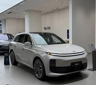 lixian: Lixiang L6: 2026 г., 1.5 л, Автомат, Гибрид, Кроссовер — 1