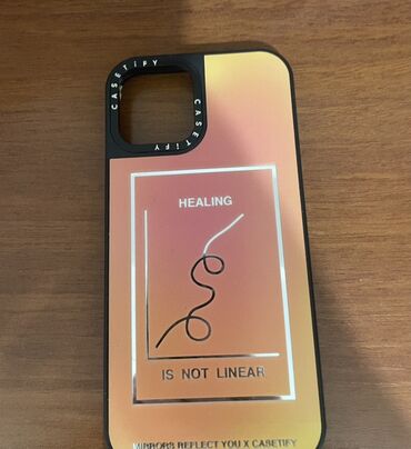 продаю чехол: Чехол Casetify для телефона с градиентным переходом от желтого к