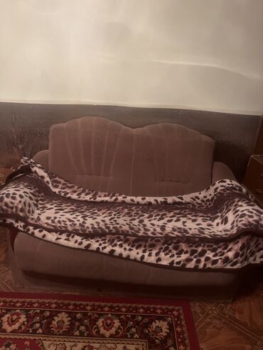 ремонт диванов бишкек: Түз диван, түсү - Боз, Колдонулган