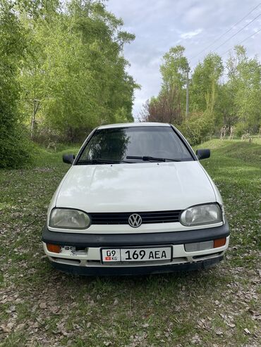 продаю хонду: Volkswagen Golf: 1993 г., 1.8 л, Механика, Бензин