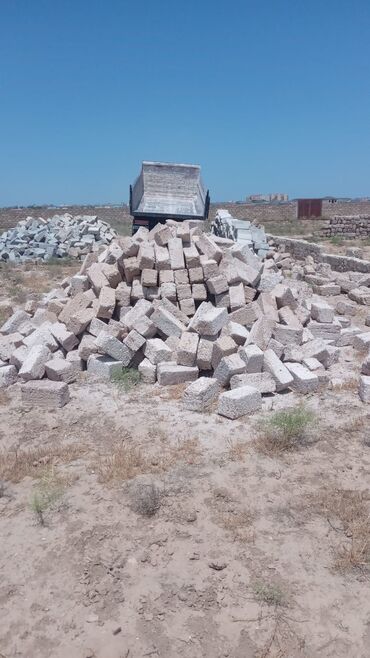 Digər tikinti materialları: 9-un 10-a ev torpağın şiferinin bütün mehsulları var torpağ 9000 min — 7