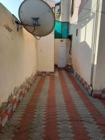 Həyət evləri və villaların satışı: Qaraçuxur qəs. 4 otaqlı, 100 kv. m, Orta təmir — 3