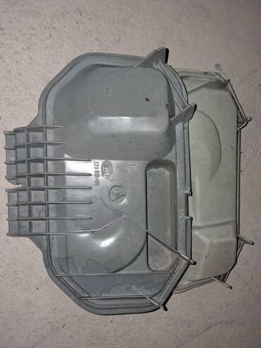 Другие детали ходовой части: Пачивники для мерс 124 1000с элементы фары и под крыльники кольцы все — 3