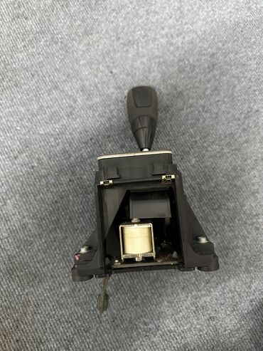 Другие детали КПП и трансмиссии: Продается кулиса от Mercedes Benz W210 Магазин Авторазбор.kg Адрес — 5