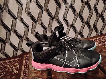 Мужские кроссовки, 44, Nike, Б/у, цвет - Черный