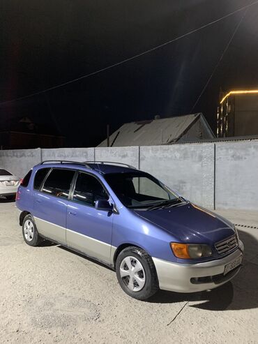 toyota минивэн: Toyota Ipsum: 1997 г., 2 л, Автомат, Бензин, Минивэн